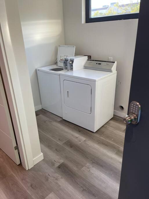 Spacious 1 Bedroom Apartment In Heart Of سان دييغو المظهر الخارجي الصورة