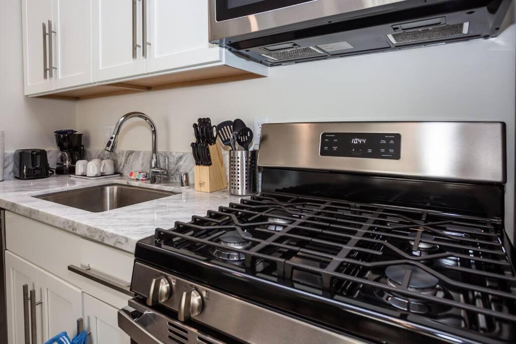 Spacious 1 Bedroom Apartment In Heart Of سان دييغو المظهر الخارجي الصورة